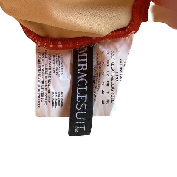 Miraclesuit Razzle Dazzle Siren Red-Orange One-Piece Swimsuit – Size 10 Tall - Picture 7 of 10